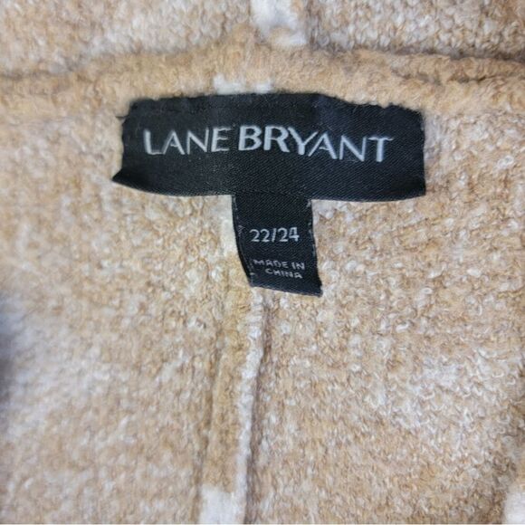 Lane Bryant Tan and White Geometric Poncho - Picture 12 of 16